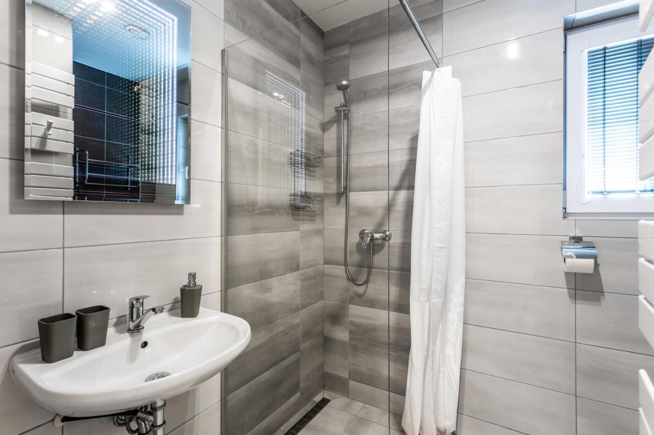 Family Apartments Klinovec Loučná pod Klínovcem Extérieur photo