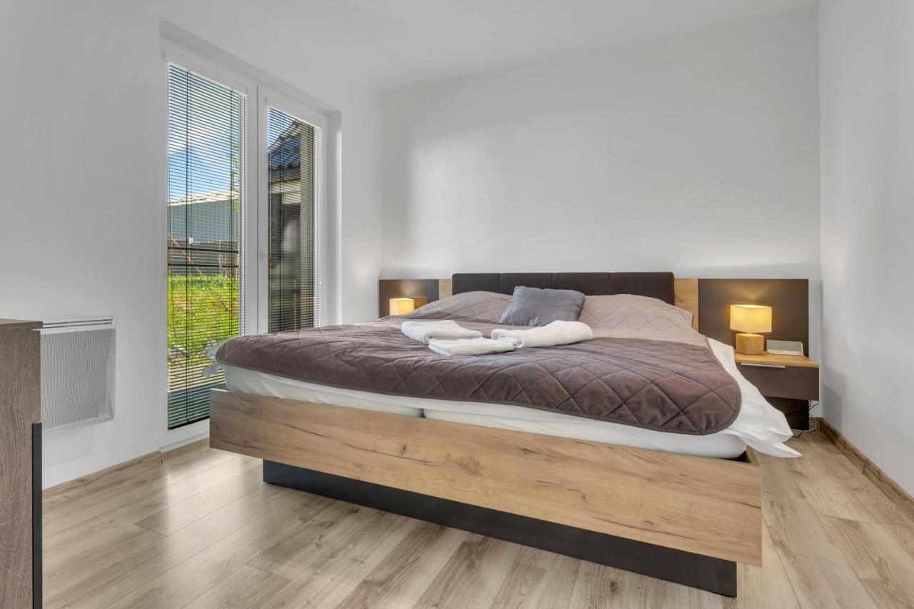 Family Apartments Klinovec Loučná pod Klínovcem Extérieur photo